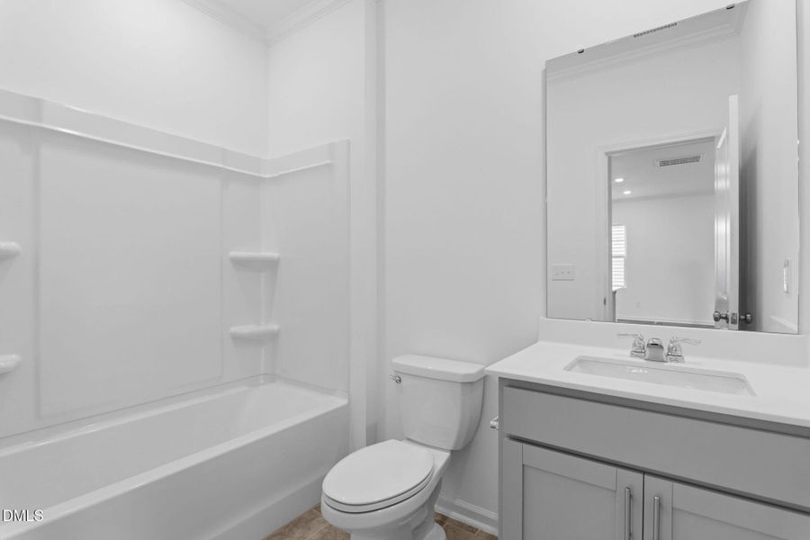 SUN_WesleyDowns_Pic_Davidson-31