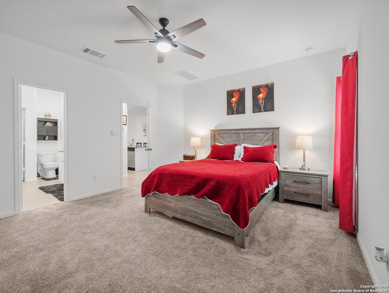 Furnished interior view inside a new home in Morgan Meadows: Barrington Collection, San Antonio (Image 8). Furnished interior view inside a new home in Morgan Meadows: Barrington Collection, San Antonio (Image 8).