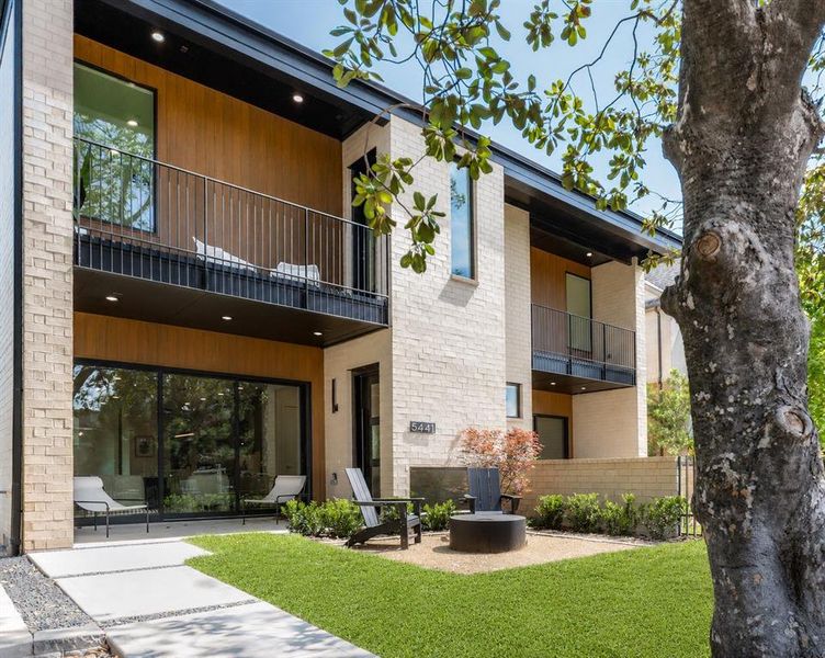 Exterior details and patio area of a home in , Dallas (Image 21). Exterior details and patio area of a home in , Dallas (Image 21).