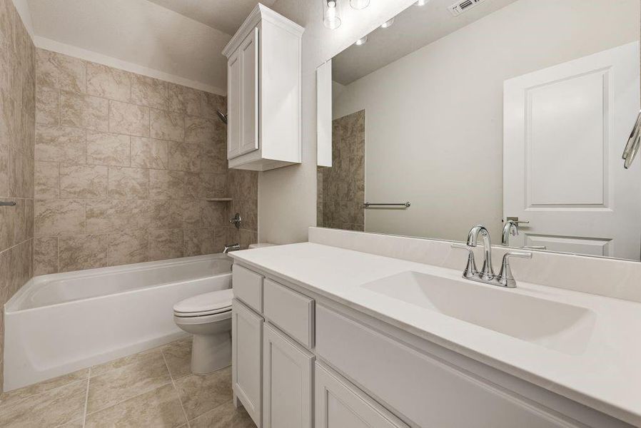 El Dorado-Concept 1660--257 Coronado Court-Bath 2-Risewell Homes