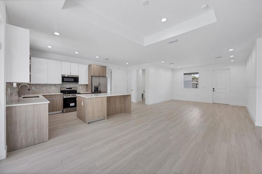 Image 47 of a home in .