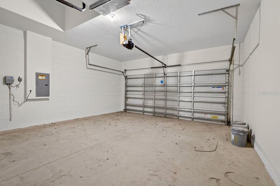 Spacious, unfurnished interior of a new home in , Deltona (Image 38). Spacious, unfurnished interior of a new home in , Deltona (Image 38).