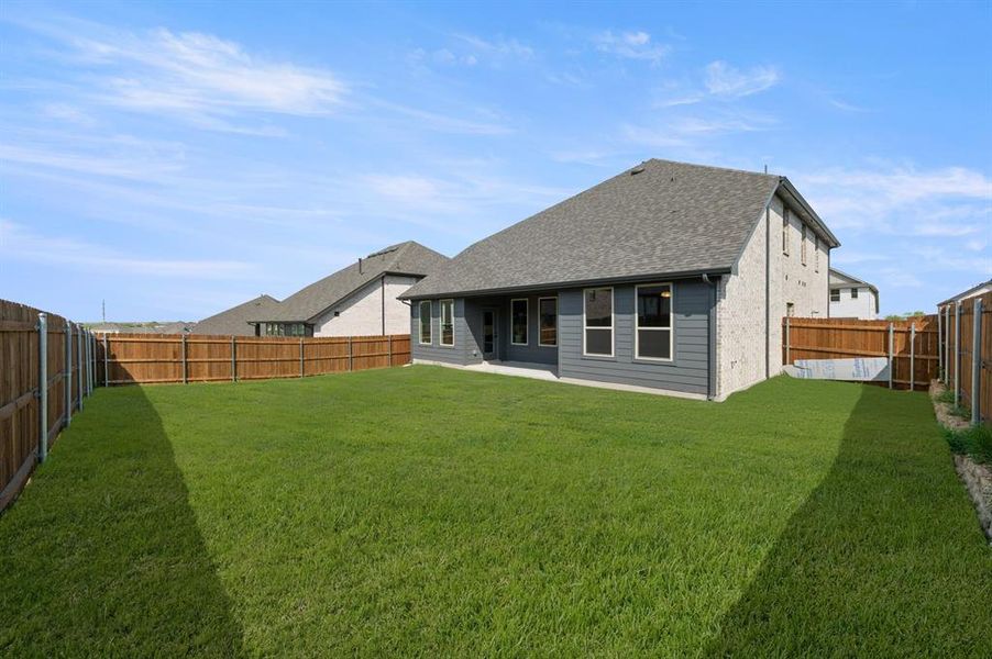 Exterior details and patio area of a home in Rocky Creek Crossing, Crowley (Image 3).