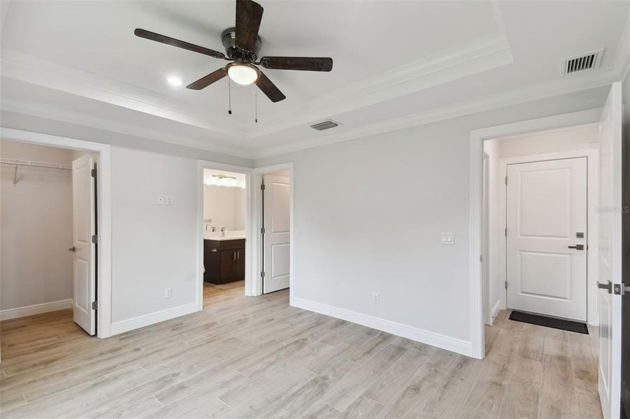 Spacious, unfurnished interior of a new home in , Port Charlotte (Image 20). Spacious, unfurnished interior of a new home in , Port Charlotte (Image 20).