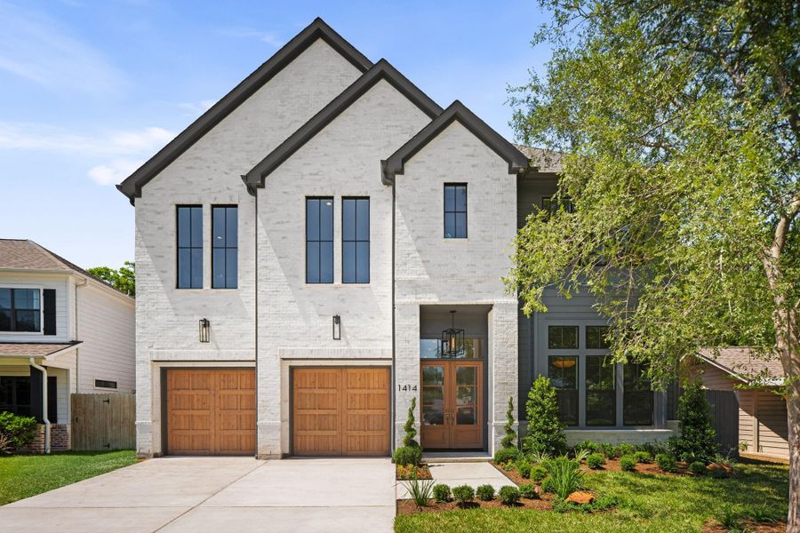 Front exterior of a new home in , Houston, TX, highlighting curb appeal (Image 1). Front exterior of a new home in , Houston, TX, highlighting curb appeal (Image 1).