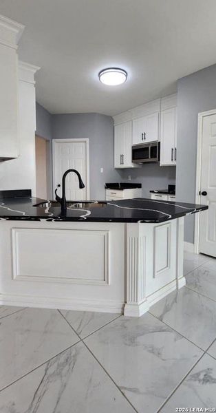 Furnished interior view inside a new home in , Eagle Pass (Image 3).