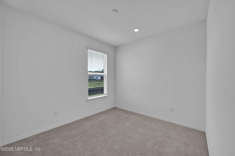 Spacious, unfurnished interior of a new home in Hyland Trail, Green Cove Springs (Image 44).