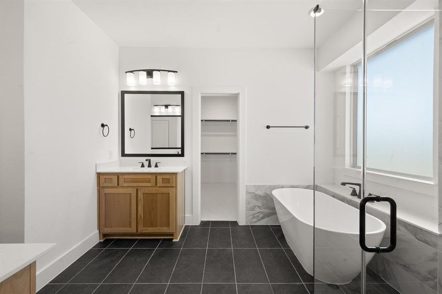 Furnished interior view inside a new home in High Country, Burleson (Image 16).