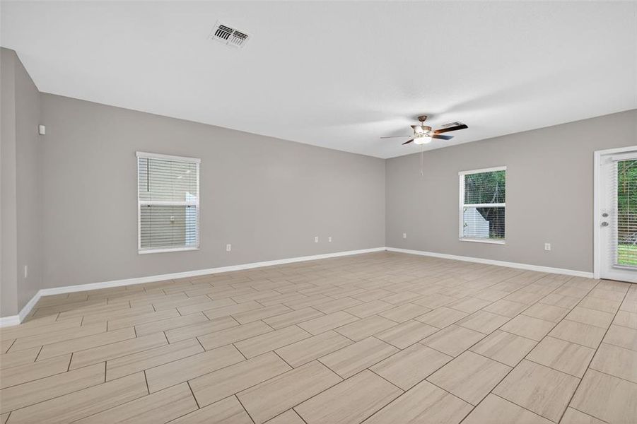 Spacious, unfurnished interior of a new home in , Riverview (Image 29).