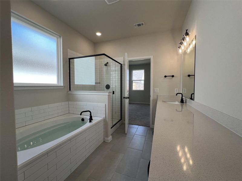 Furnished interior view inside a new home in Rolling Glen, Hutto (Image 9).