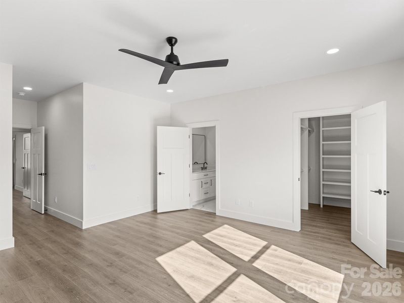 Spacious, unfurnished interior of a new home in , Hendersonville (Image 14).