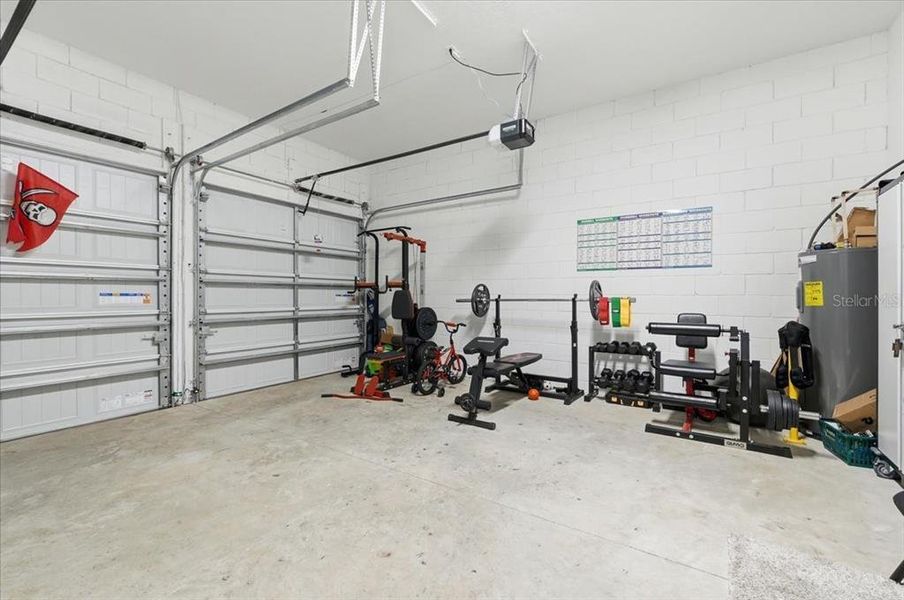 Spacious, unfurnished interior of a new home in Hills of Minneola, Minneola (Image 30).