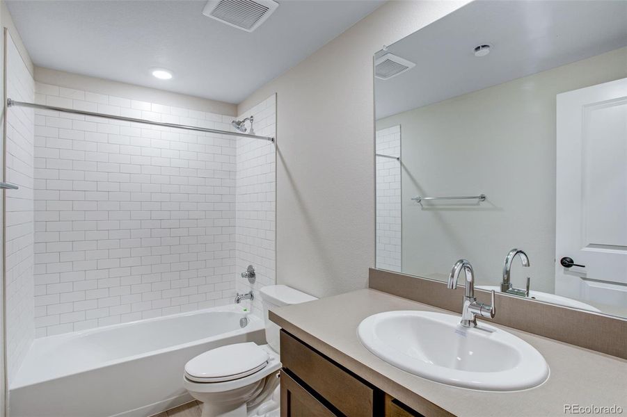 Furnished interior view inside a new home in Sugar Mill Village, Longmont (Image 11). Furnished interior view inside a new home in Sugar Mill Village, Longmont (Image 11).