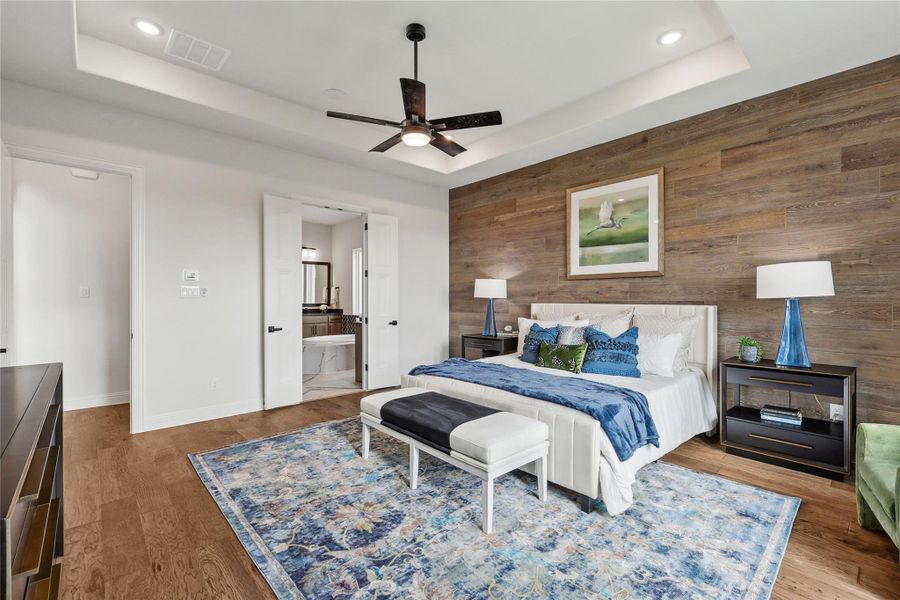Model home photos of similar floorplans, not pictures of actual home. Model home photos of similar floorplans, not pictures of actual home.