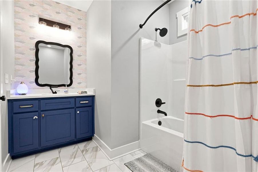 Furnished interior view inside a new home in , Jasper (Image 30).