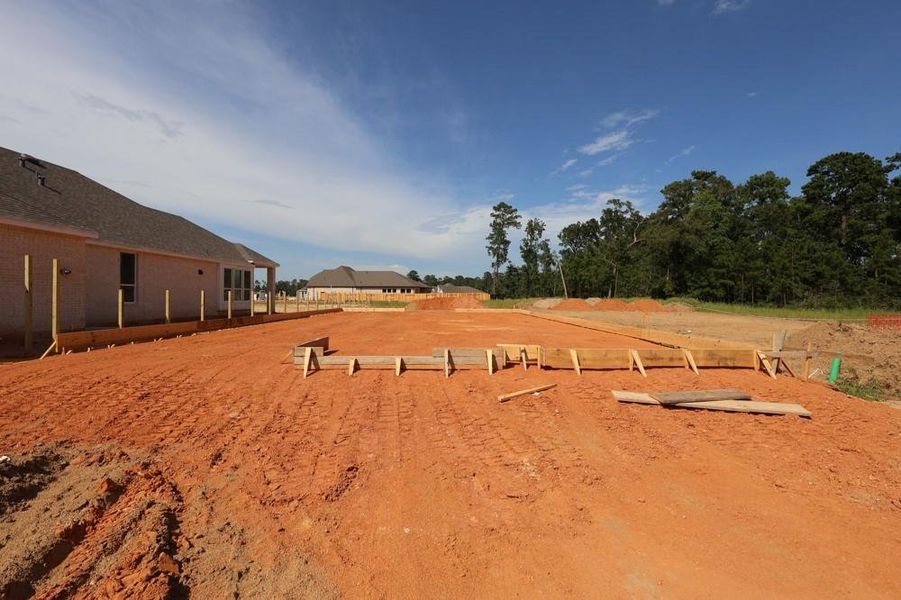 Every foundation at DWH is engineered and it’s inspected three times! We do not do “batch” testing. Rest easy knowing your foundation comes with a 10 year warranty. Every foundation at DWH is engineered and it’s inspected three times! We do not do “batch” testing. Rest easy knowing your foundation comes with a 10 year warranty.