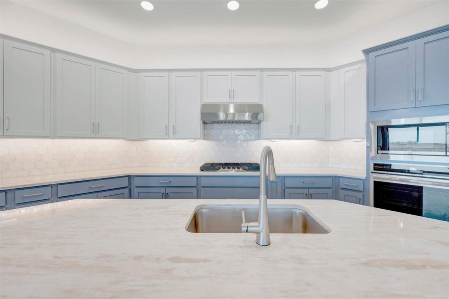 Close-up of interior finishes inside a home in Sienna - Grove Collection, Missouri City (Image 13).