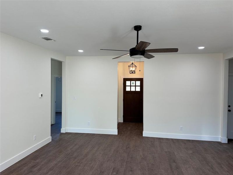 Spacious, unfurnished interior of a new home in , Whitesboro (Image 8).