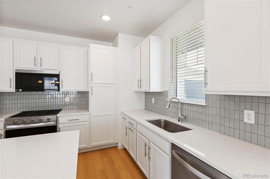 Furnished interior view inside a new home in Westerly, Erie (Image 5).