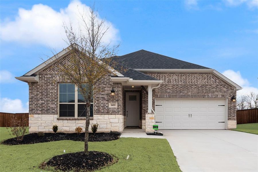 Front exterior of a new home in Walden Pond, Forney, TX, highlighting curb appeal (Image 19).