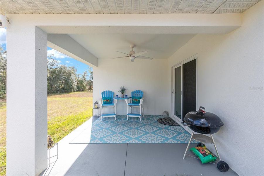 Exterior details and patio area of a home in , Ocala (Image 4).