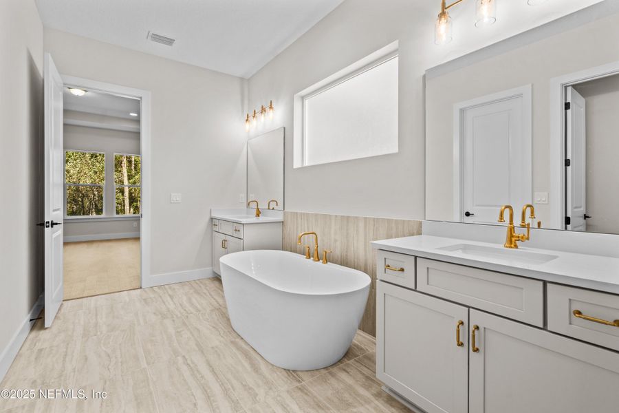 Furnished interior view inside a new home in SilverLeaf, St. Augustine (Image 19).