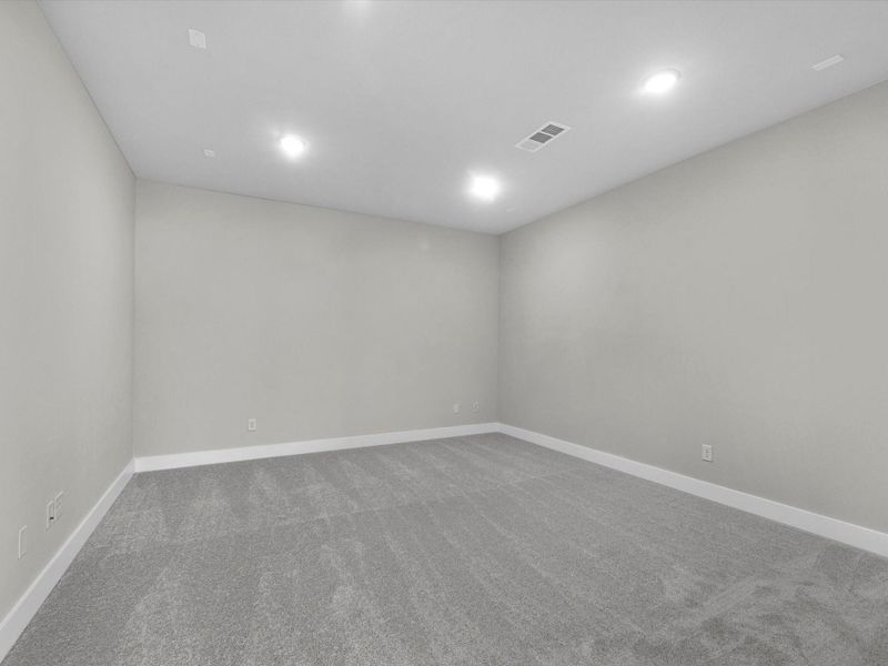 Spacious, unfurnished interior of a new home in Woodson’s Reserve, Spring (Image 19). Spacious, unfurnished interior of a new home in Woodson’s Reserve, Spring (Image 19).