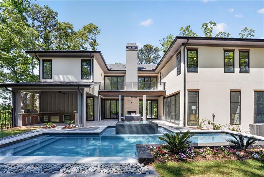 Exterior details and patio area of a home in , Alpharetta (Image 38).