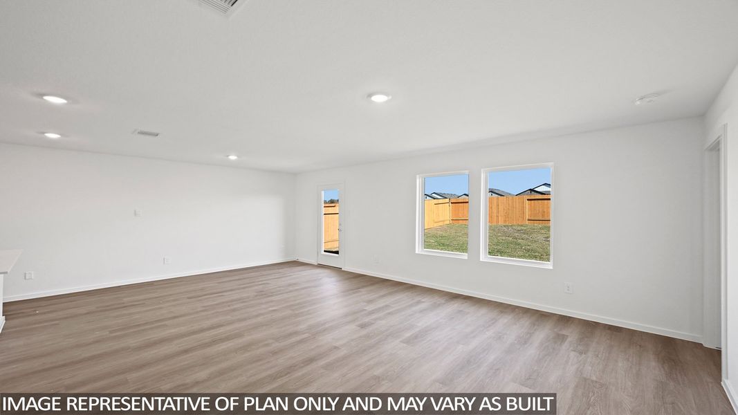 Spacious, unfurnished interior of a new home in Mill Creek, Magnolia (Image 14).