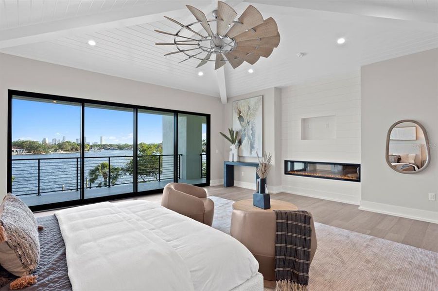 Furnished interior view inside a new home in , St. Petersburg (Image 40).