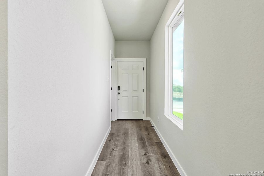 Spacious, unfurnished interior of a new home in Fairway Crossing 40s, San Antonio (Image 17). Spacious, unfurnished interior of a new home in Fairway Crossing 40s, San Antonio (Image 17).