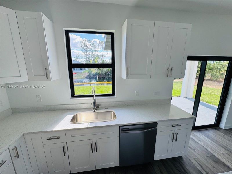 Furnished interior view inside a new home in , Cape Coral (Image 7).