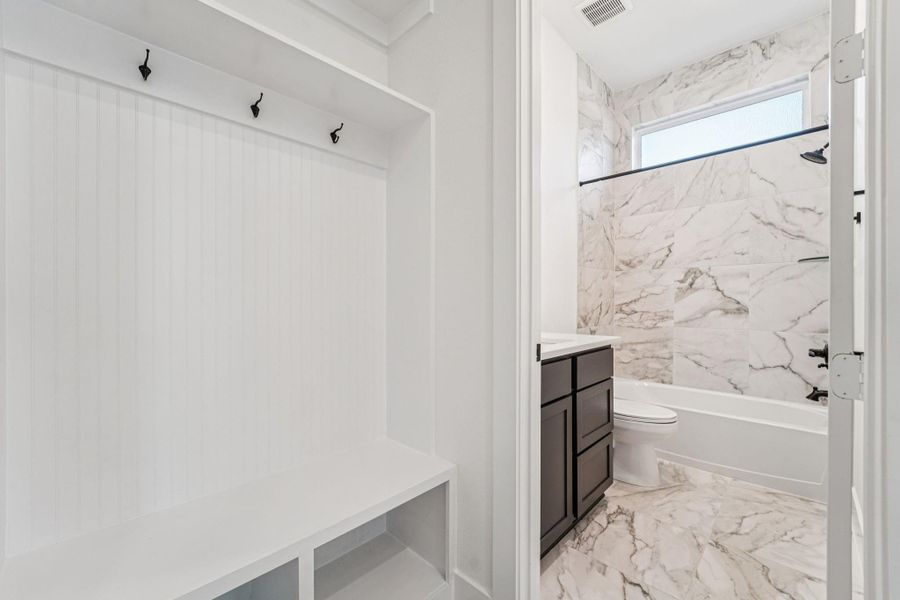 Furnished interior view inside a new home in Kresston, Montgomery (Image 18).