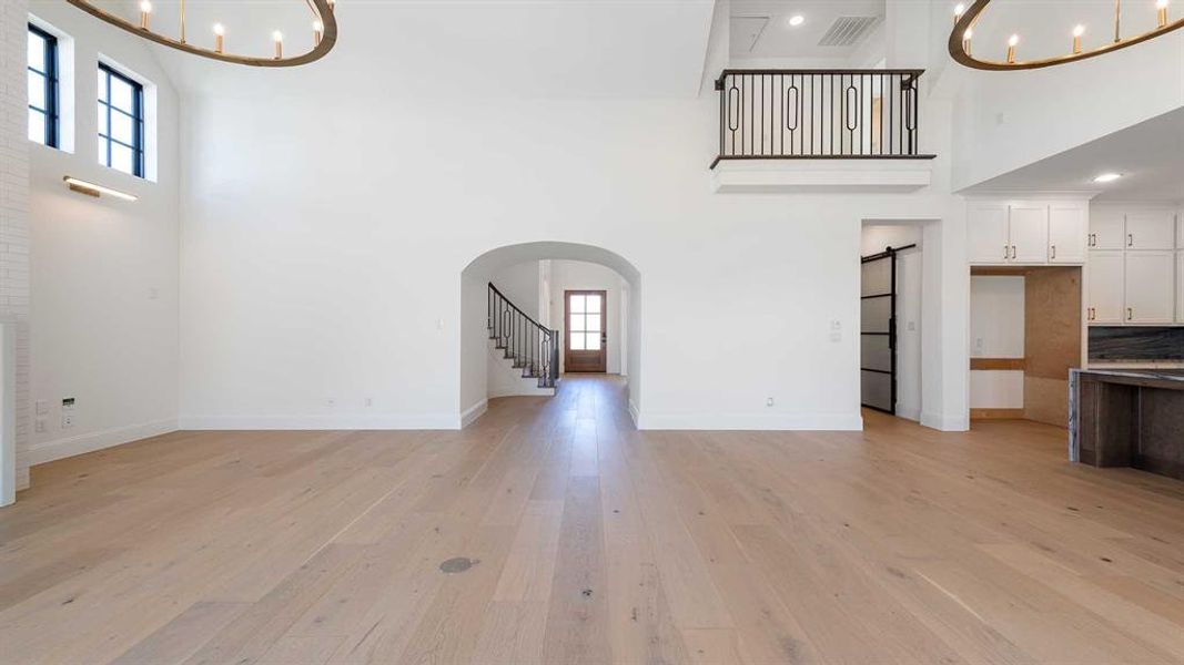 Spacious, unfurnished interior of a new home in Fields 60', Frisco (Image 17).