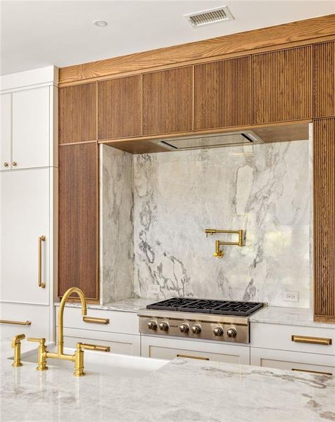 Close-up of interior finishes inside a home in , Chattahoochee Hills (Image 19). Close-up of interior finishes inside a home in , Chattahoochee Hills (Image 19).