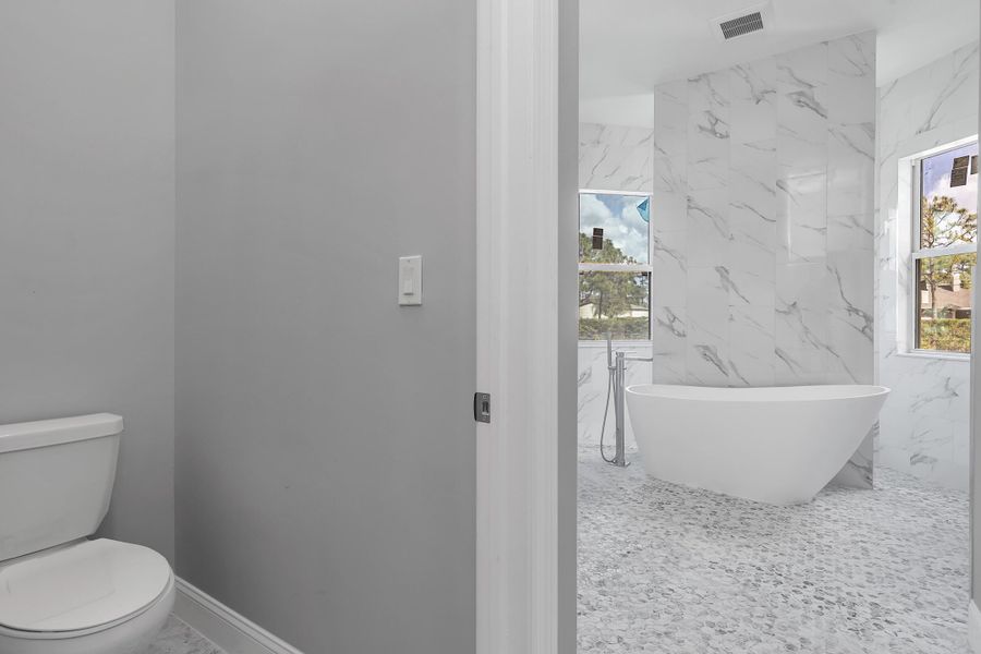 15174 69th Ct N. Loxahatchee 33470 -