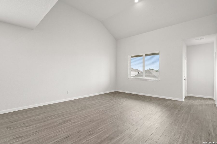 Spacious, unfurnished interior of a new home in Hickory Ridge, Elmendorf (Image 27).