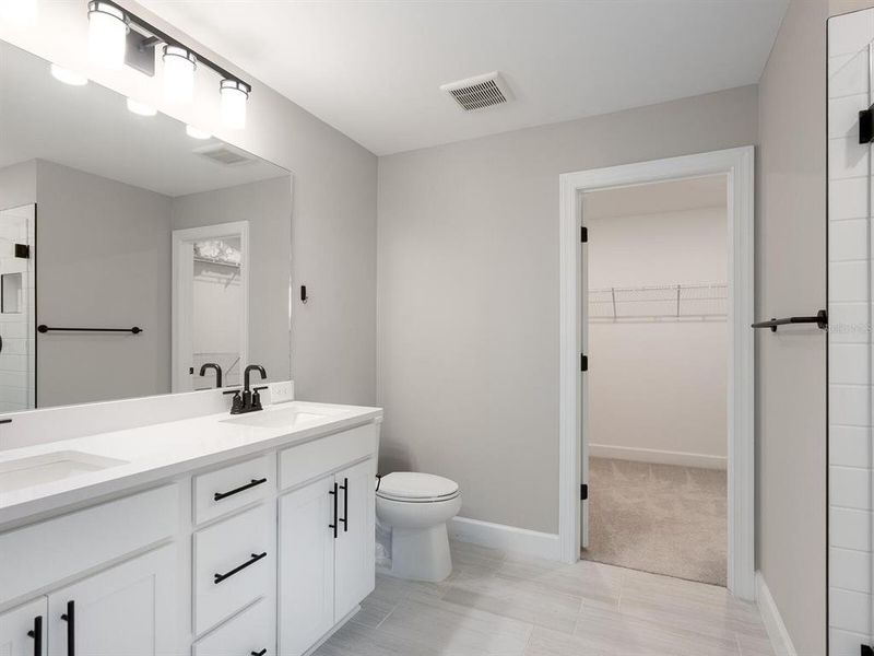 Furnished interior view inside a new home in , Lakewood Ranch (Image 3).