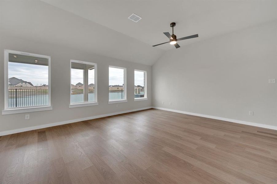 Spacious, unfurnished interior of a new home in Mercer Meadows, Royse City (Image 22).