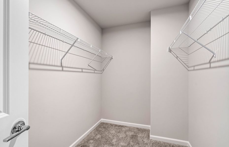 Spacious, unfurnished interior of a new home in Berkeley Mill, Cumming (Image 18).
