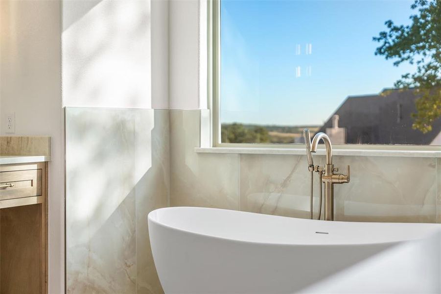 Close-up of interior finishes inside a home in , Weatherford (Image 17).