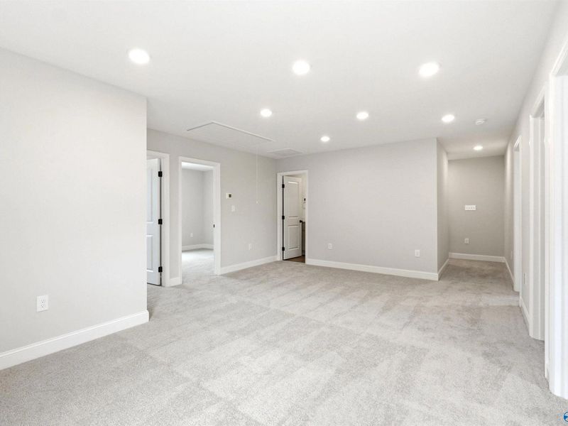 Spacious, unfurnished interior of a new home in Bailey Park, Fayetteville (Image 14).