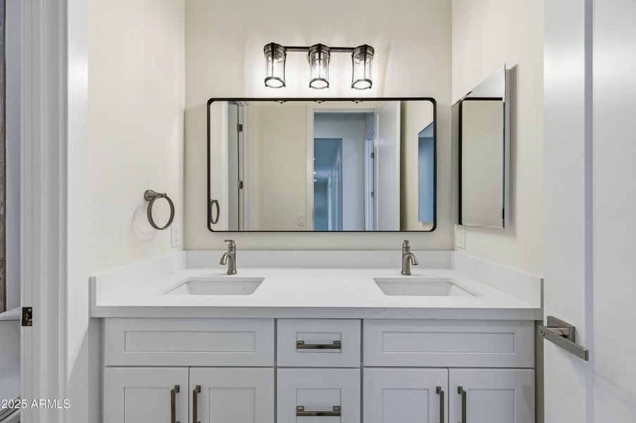 10039 N Burris Rd-135 10039 N Burris Rd-135