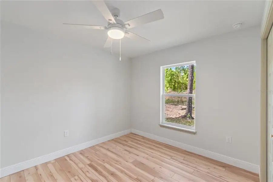 Spacious, unfurnished interior of a new home in , Ocala (Image 41).