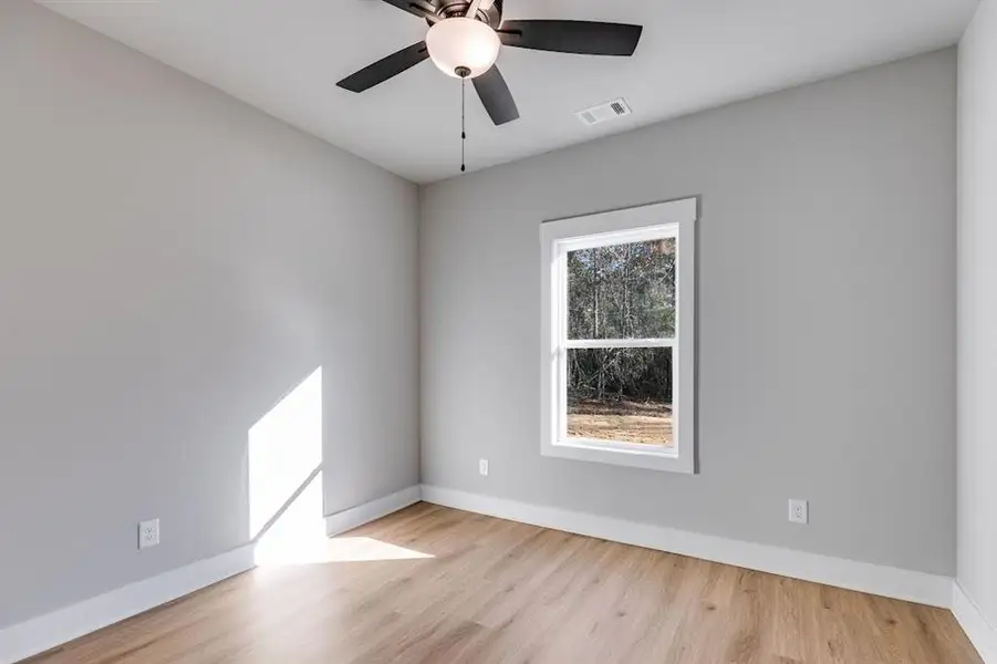 Spacious, unfurnished interior of a new home in , Cedartown (Image 28).