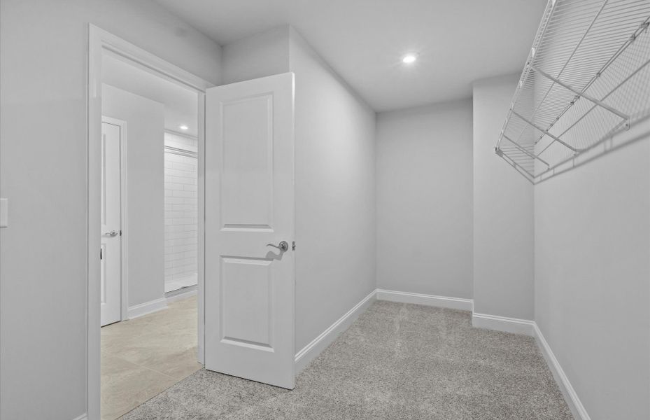 Spacious, unfurnished interior of a new home in Sweetwater Hills, Moore (Image 15).