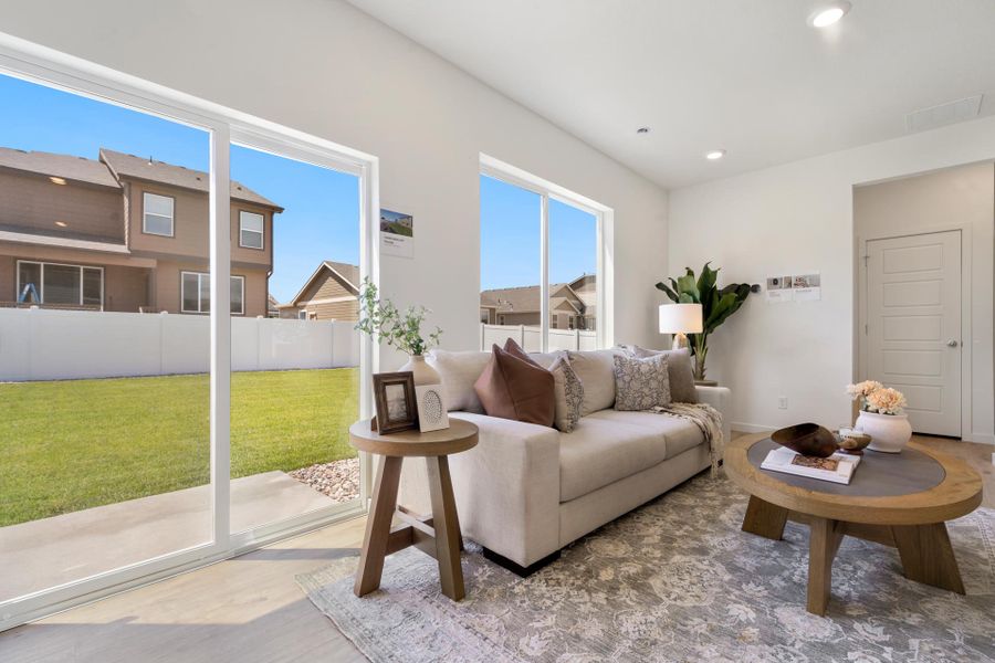 Furnished interior view inside a new home in Union Colony West, Greeley (Image 10).