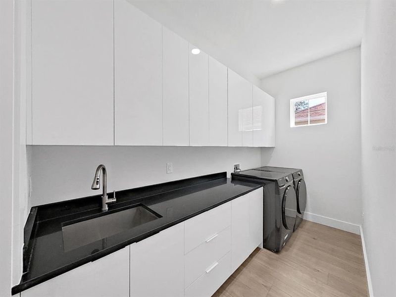 Close-up of interior finishes inside a home in Southern Hills Plantation, Brooksville (Image 18).