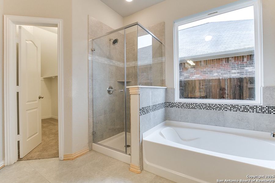 Furnished interior view inside a new home in Homestead, Schertz (Image 3).