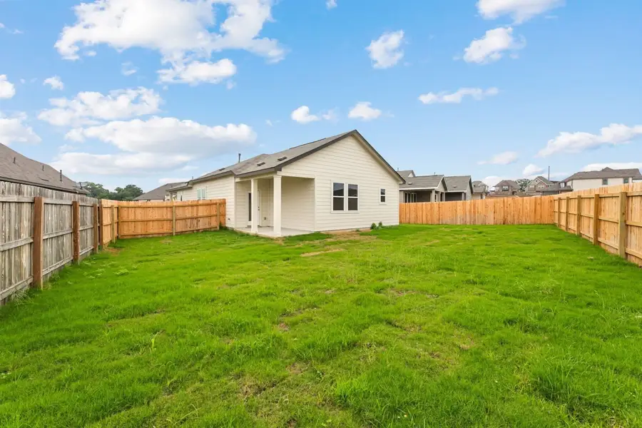 Representative exterior details of a home built from the Pecos by Hakes Brothers in Veranda Designer, San Antonio (Image 4).